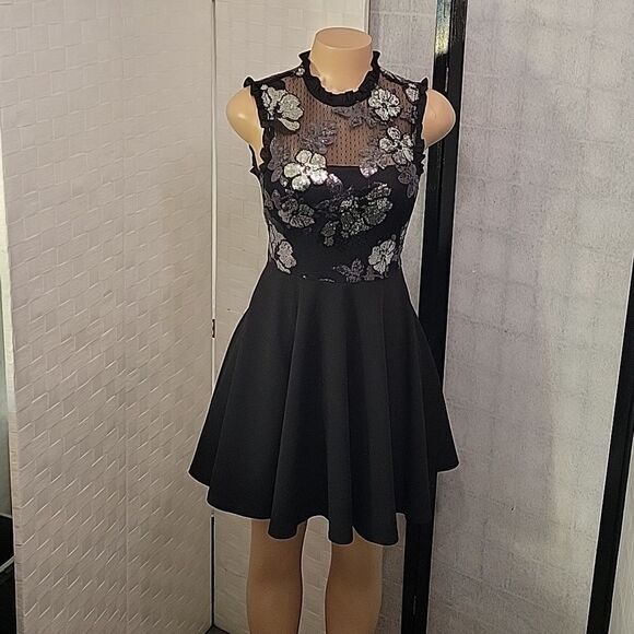 BRAND NEW CITY STUDIOS JUNIORS EMBELLISHED MESH FIT AND FLARE DRESS - Picture 10 of 12